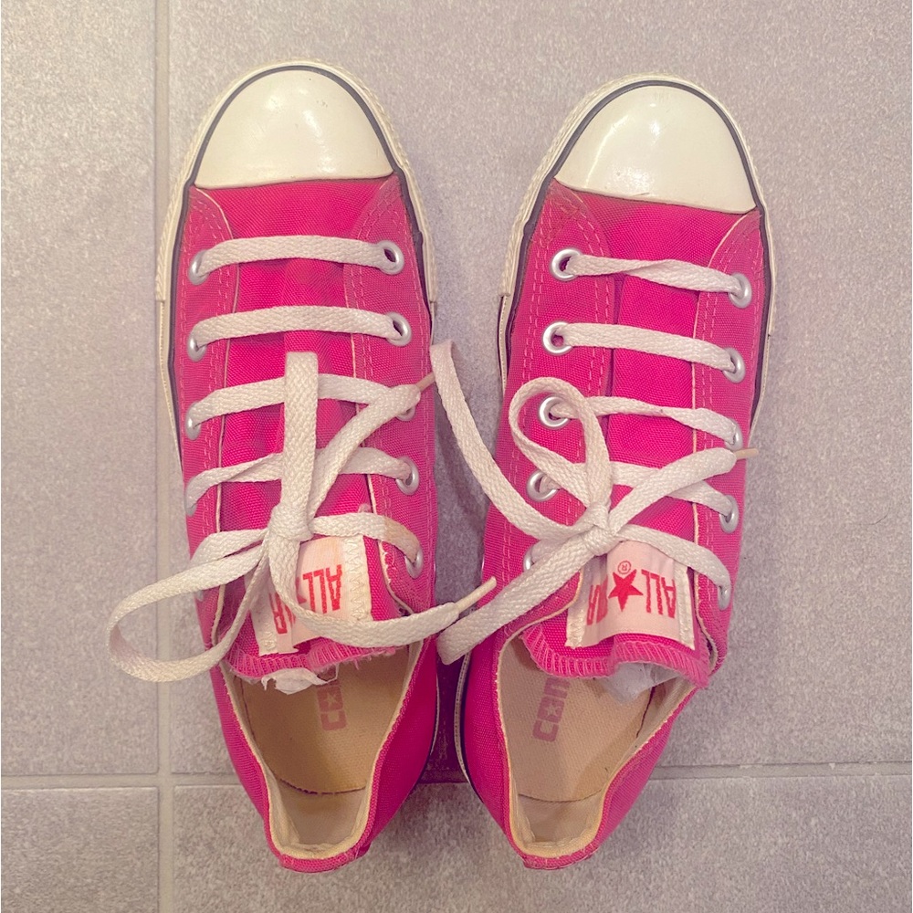 Pink converse shoes